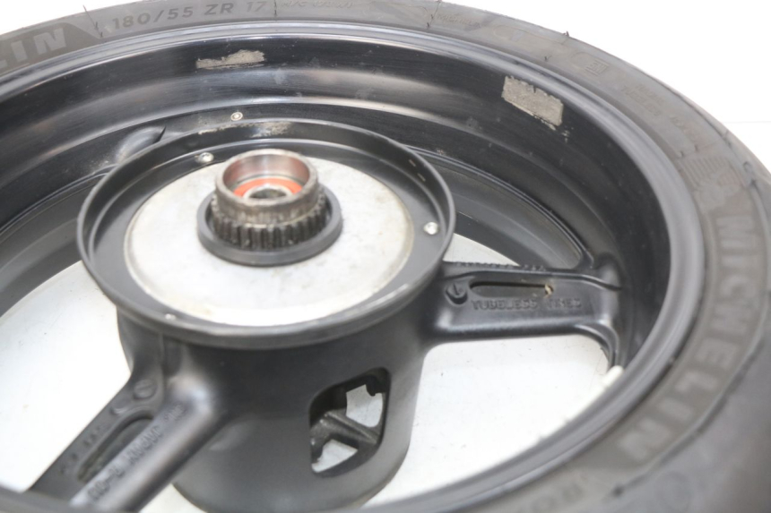 photo de OBRĘCZ TYLNA YAMAHA FJR ABS 1300 (2016 - 2020) - Zoom stanu zużycia