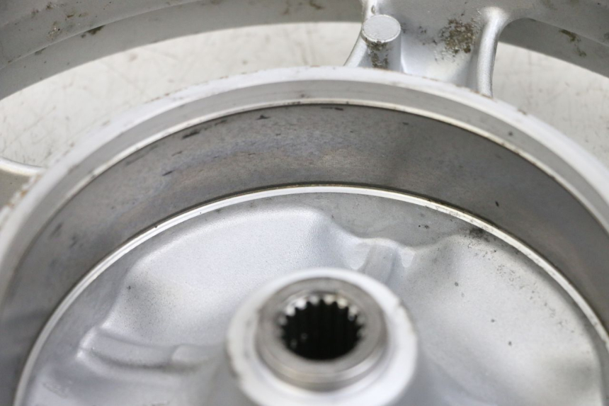 photo de OBRĘCZ TYLNA MBK FLAME X 125 (2007 - 2016) - Widok z bliska