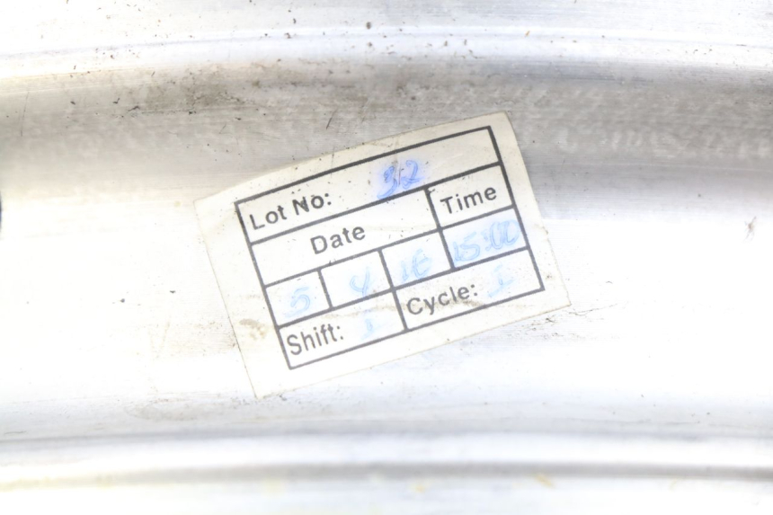 photo de OBRĘCZ TYLNA PIAGGIO FLY 4T 50 (2013 - 2017) - Zbliżenie techniczne