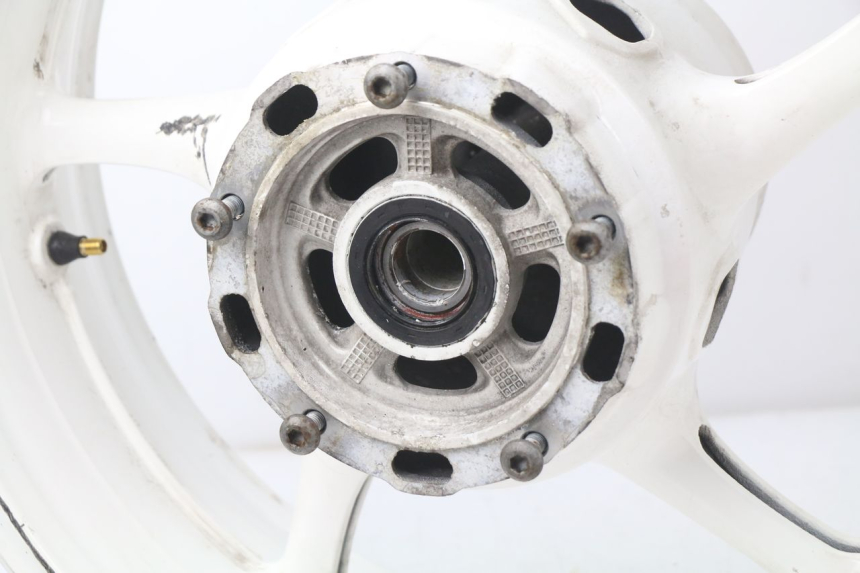 photo de OBRĘCZ TYLNA YAMAHA FZ8 800 (2010 - 2016) - Punkty mocowania