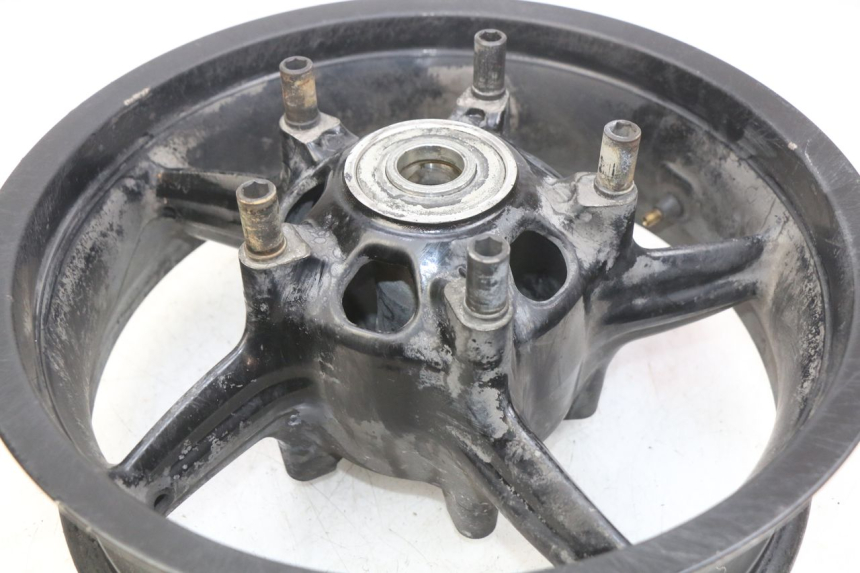 photo de OBRĘCZ TYLNA GILERA GP 800 (2007 - 2013) - Widok z bliska