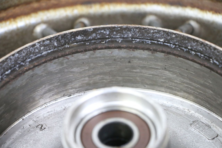 photo de OBRĘCZ TYLNA HONDA VT C2 SHADOW 750 (1997 - 2001) - Zbliżenie komponentów