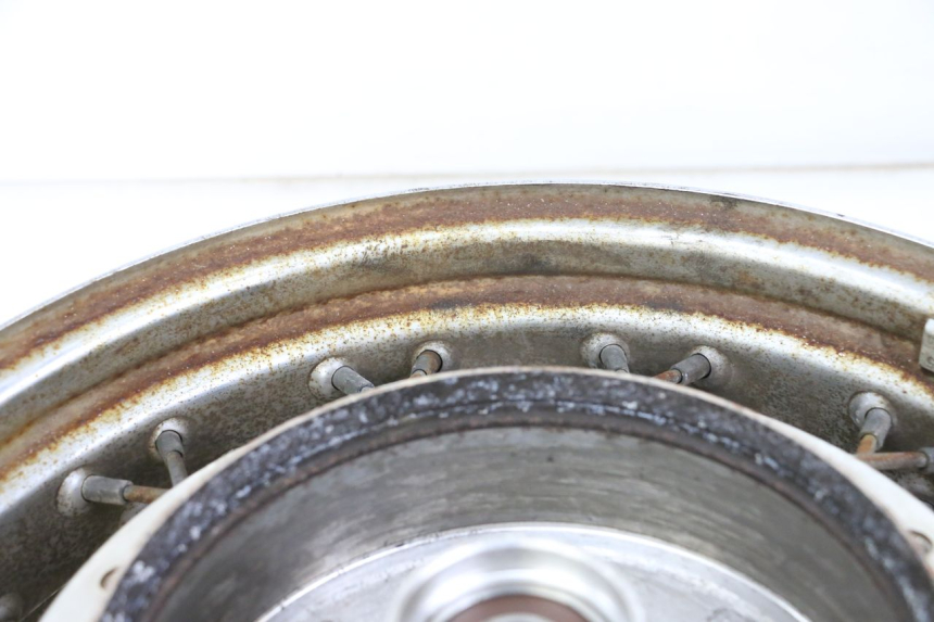 photo de OBRĘCZ TYLNA HONDA VT C2 SHADOW 750 (1997 - 2001) - Widok z bliska