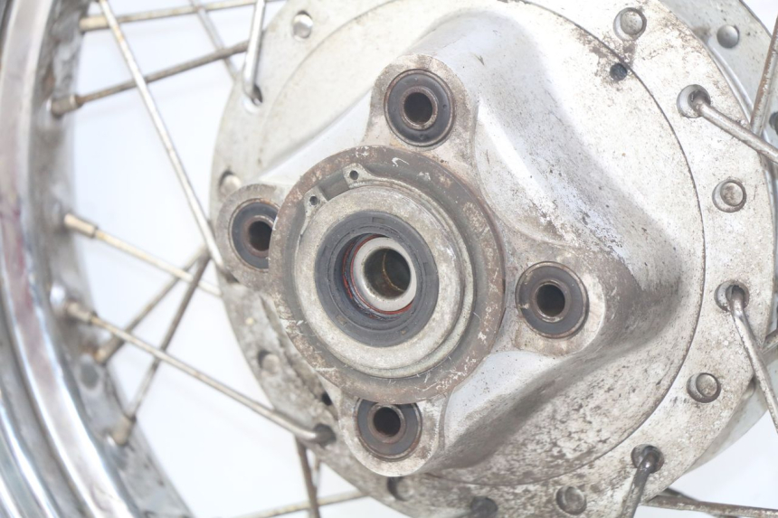 photo de OBRĘCZ TYLNA SYM HUSKY 125 (1999 - 2005) - Widok produktu