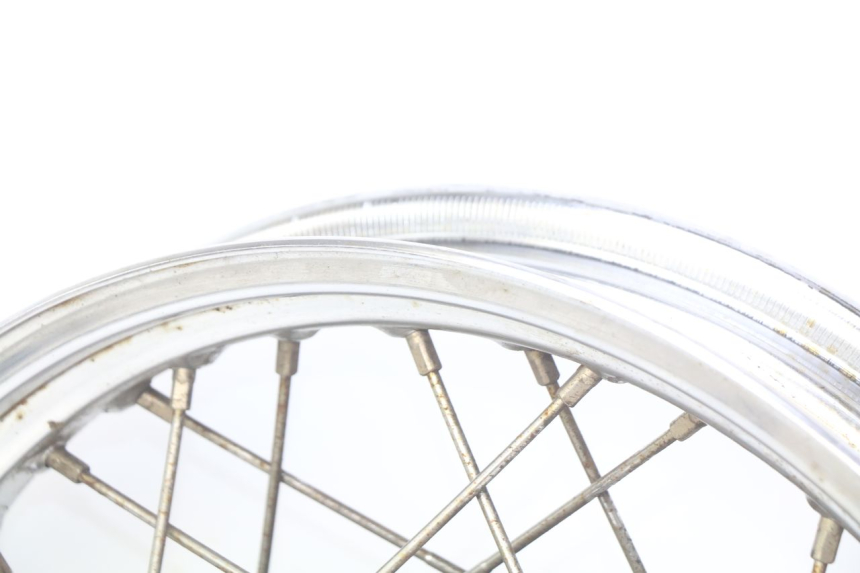 photo de OBRĘCZ TYLNA SYM HUSKY 125 (1999 - 2005) - Stan powierzchni