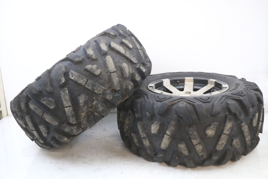 photo de OBRĘCZ TYLNA HYTRACK HY S 4X4 410 (2013 - 2016) - Widok główny