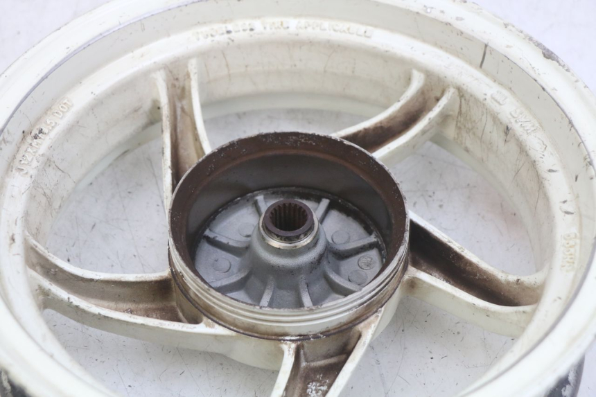 photo de OBRĘCZ TYLNA SYM JET SPORT XR 50 (2006 - 2015) - Oznaczenia i referencje