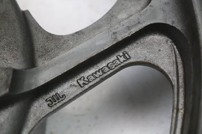 photo de OBRĘCZ TYLNA KAWASAKI GTR 1000 (1994 - 2004) - Widok produktu