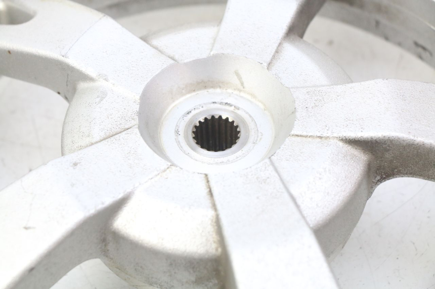 photo de OBRĘCZ TYLNA PEUGEOT KISBEE 4T 50 (2018 - 2022) - Część sprawdzona