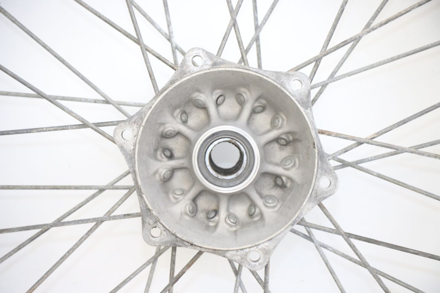 photo de OBRĘCZ TYLNA KAWASAKI KXF KX-F 250 (2012 - 2014) - Szczegóły charakterystyczne