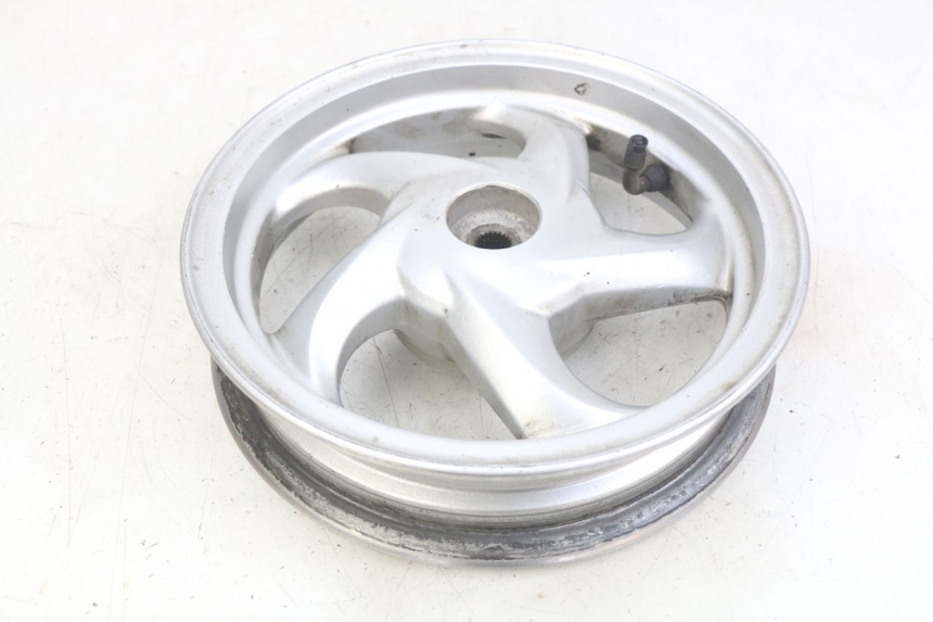 photo de OBRĘCZ TYLNA SYM MIO 50 (2011 - 2017) - Oznaczenia i referencje