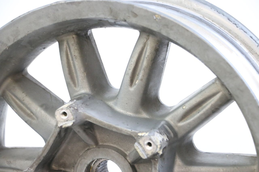 photo de OBRĘCZ TYLNA PIAGGIO MP3 125 (2006 - 2014) - Zbliżenie komponentów