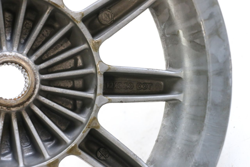 photo de OBRĘCZ TYLNA PIAGGIO MP3 125 (2006 - 2014) - Widok ogólny