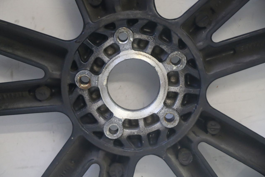 photo de OBRĘCZ TYLNA PIAGGIO MP3 500 (2011 - 2015) - Oznaczenia i referencje