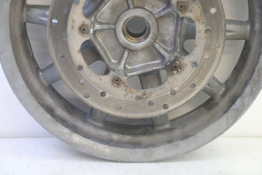 photo de OBRĘCZ TYLNA PIAGGIO MP3 RL 250 (2006 - 2010) - Zoom stanu zużycia