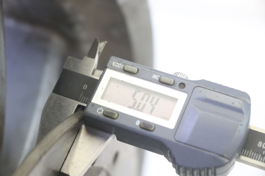 photo de OBRĘCZ TYLNA PIAGGIO MP3 RL 250 (2006 - 2010) - Widok ogólny