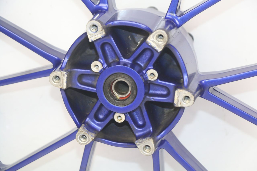 photo de OBRĘCZ TYLNA YAMAHA MT ABS 125 (2014 - 2018) - Szczegóły charakterystyczne