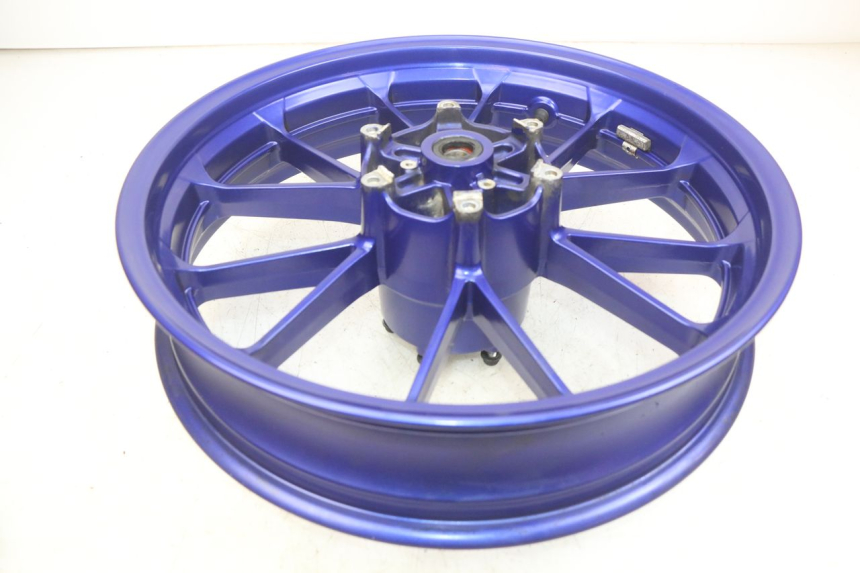 photo de OBRĘCZ TYLNA YAMAHA MT ABS 125 (2014 - 2018) - Zbliżenie techniczne