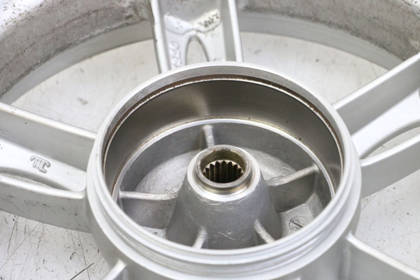 photo de OBRĘCZ TYLNA YAMAHA NEOS NEO'S 4T 50 (2008 - 2016) - Oznaczenia i referencje