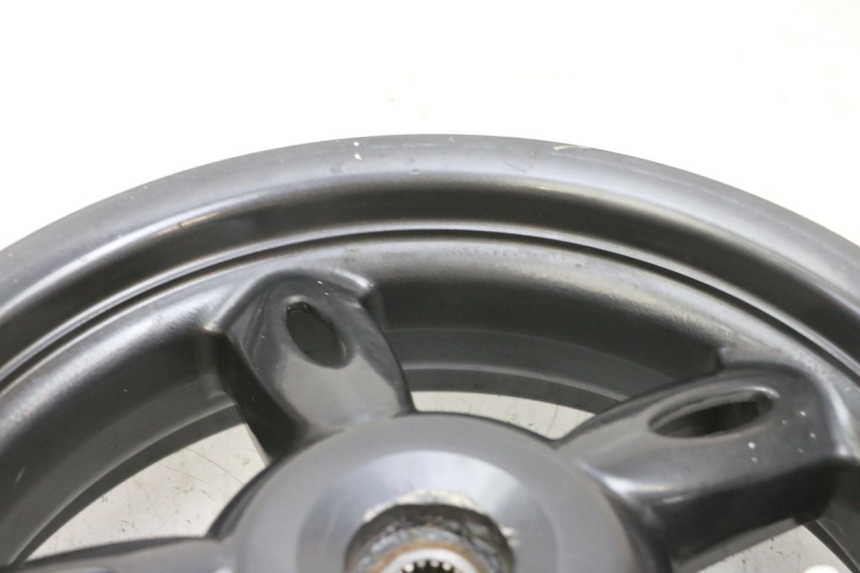 photo de OBRĘCZ TYLNA YAMAHA NEOS NEO'S 4T 50 (2008 - 2016) - Widok z bliska