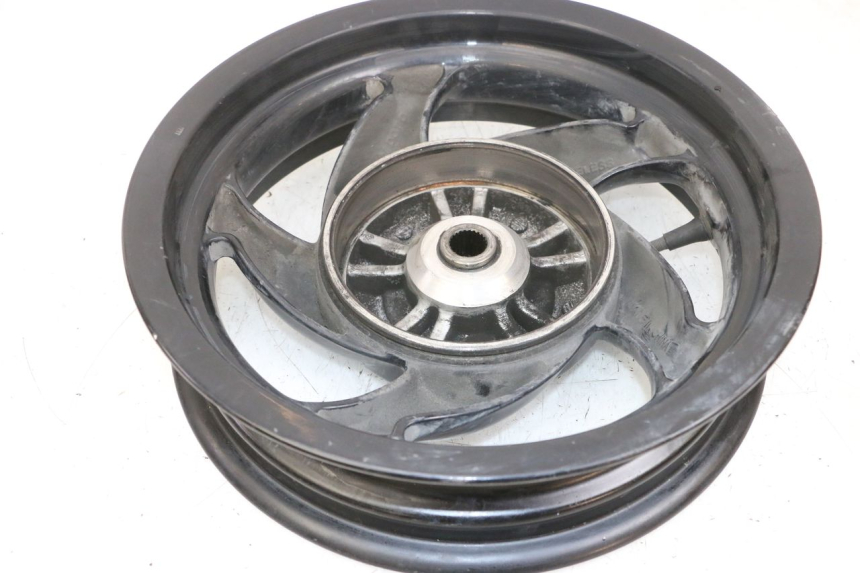 photo de OBRĘCZ TYLNA PIAGGIO NEW TYPHOON 50 (2018 - 2021) - Zbliżenie komponentów