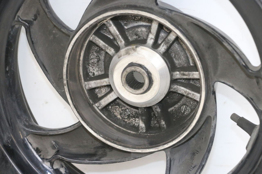 photo de OBRĘCZ TYLNA PIAGGIO NEW TYPHOON 50 (2018 - 2021) - Zbliżenie techniczne