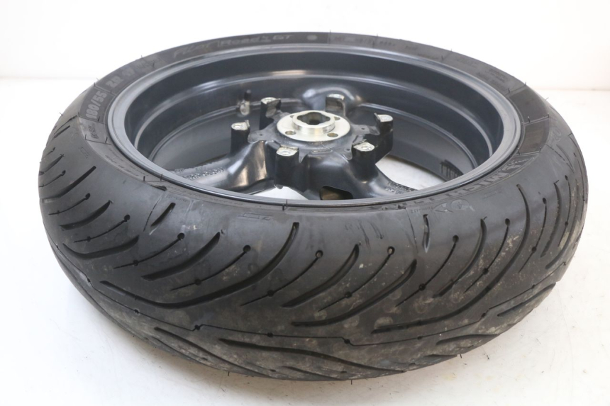 photo de OBRĘCZ TYLNA MOTO GUZZI NORGE 8V GT 1200 (2011 - 2016) - Szczegół części