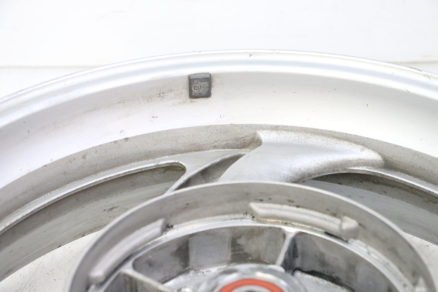 photo de OBRĘCZ TYLNA HONDA NTV DEAUVILLE 650 (2001 - 2006) - Zbliżenie techniczne