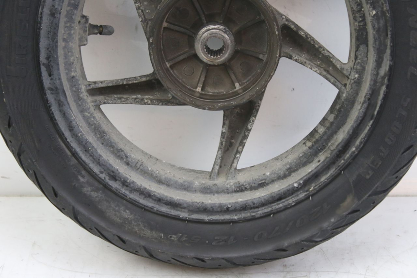 photo de OBRĘCZ TYLNA SYM ORBIT 2 4T 50 (2008 - 2017) - Szczegóły charakterystyczne