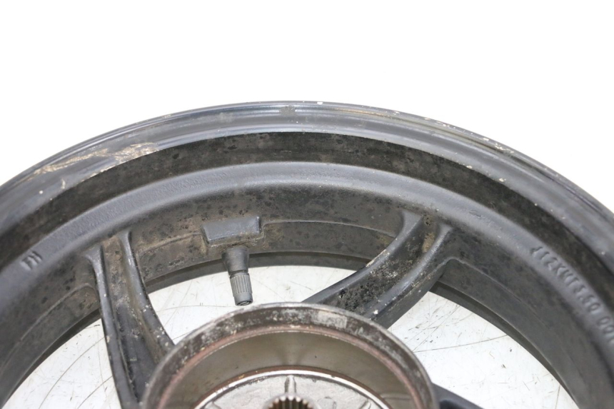 photo de OBRĘCZ TYLNA SYM ORBIT 2 4T 50 (2008 - 2017) - Zbliżenie komponentów