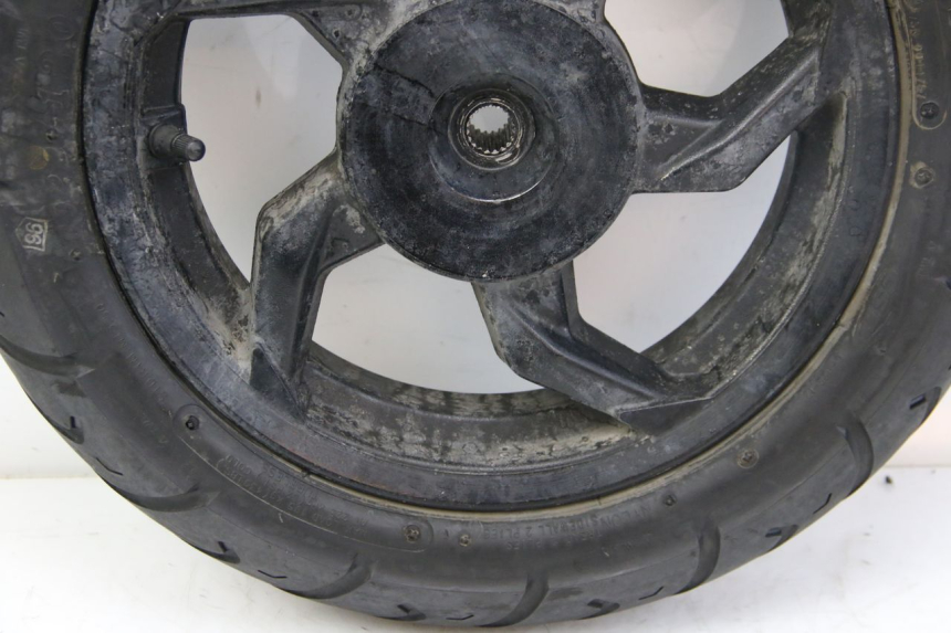 photo de OBRĘCZ TYLNA SYM ORBIT III 3 4T 50 (2021 - 2025) - Szczegóły charakterystyczne