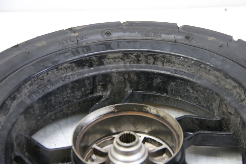 photo de OBRĘCZ TYLNA SYM ORBIT III 3 4T 50 (2021 - 2025) - Inny kąt widzenia