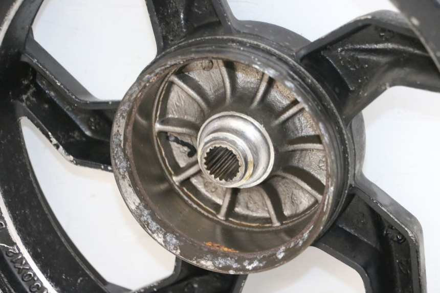 photo de OBRĘCZ TYLNA SYM ORBIT III 3 4T 50 (2018 - 2021) - Widok produktu