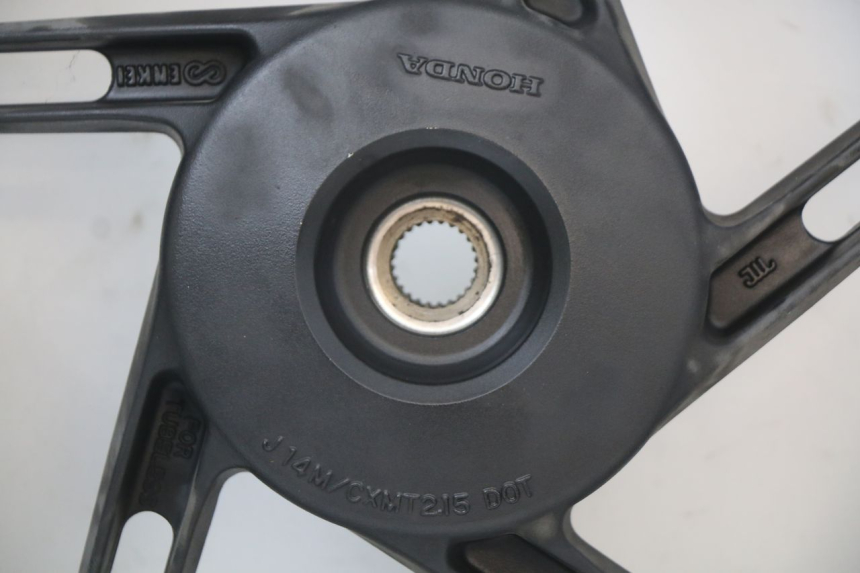 photo de OBRĘCZ TYLNA HONDA PCX (JF28) 125 (2009 - 2011) - Inny kąt widzenia