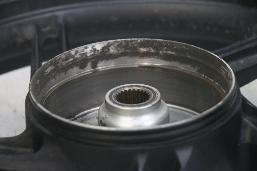 photo de OBRĘCZ TYLNA HONDA PCX (JF47) 125 (2012 - 2013) - Inny kąt widzenia