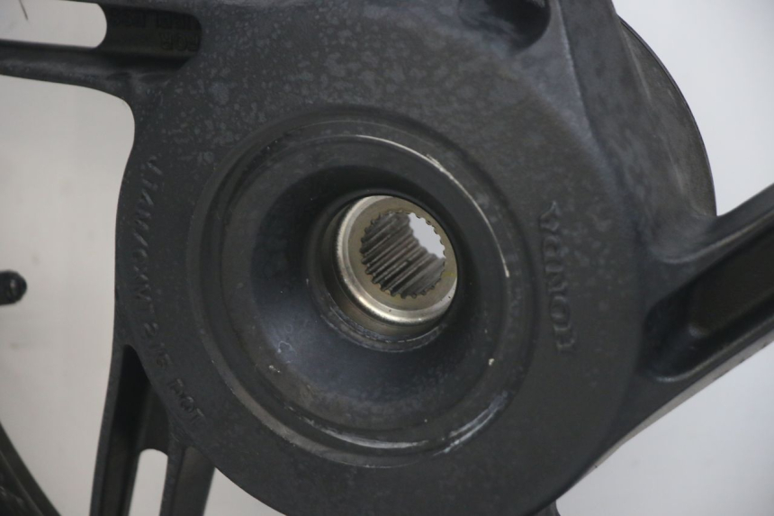 photo de OBRĘCZ TYLNA HONDA PCX (JF47) 125 (2012 - 2013) - Punkty mocowania