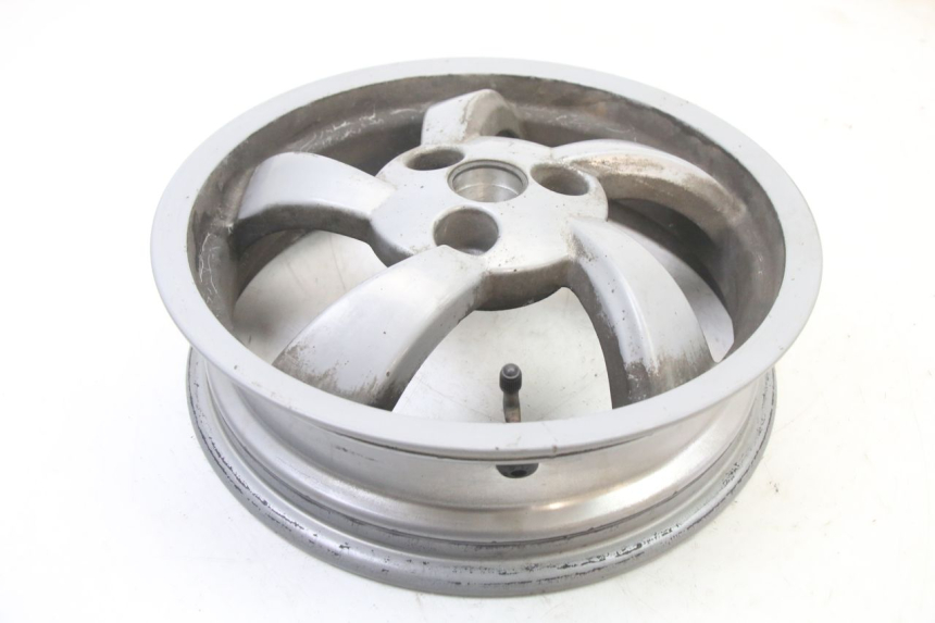 photo de OBRĘCZ TYLNA PEUGEOT CITYSTAR 50 (2013 - 2017) - Zbliżenie techniczne