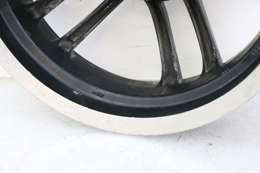 photo de OBRĘCZ TYLNA PEUGEOT SPEEDFIGHT 3 LC 2T 50 (2009 - 2015) - Zoom stanu zużycia