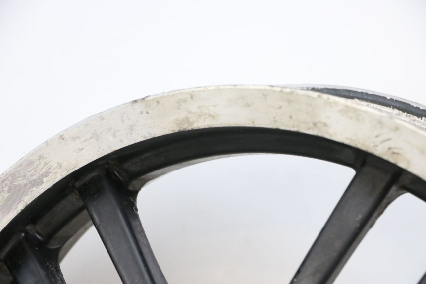 photo de OBRĘCZ TYLNA PEUGEOT SPEEDFIGHT 3 LC 2T 50 (2009 - 2015) - Stan powierzchni