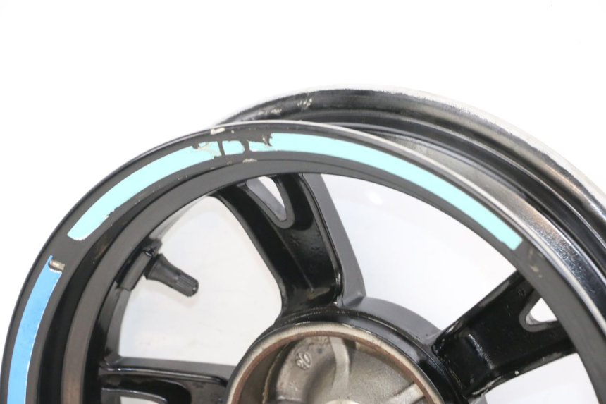 photo de OBRĘCZ TYLNA PEUGEOT STREETZONE 4T 50 (2018 - 2023) - Inny kąt widzenia