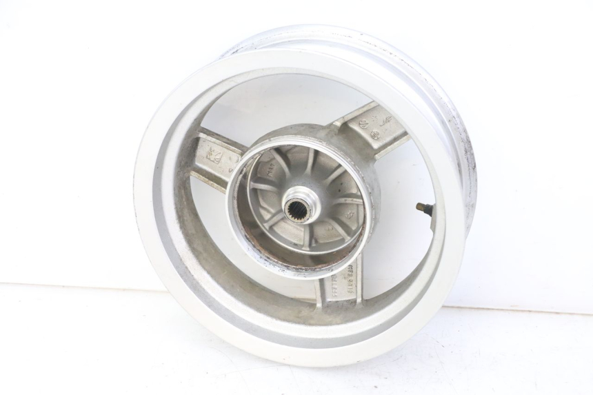 photo de OBRĘCZ TYLNA PEUGEOT VIVACITY 125 (2010 - 2017) - Zbliżenie techniczne