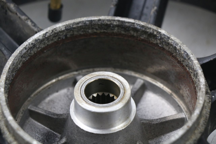 photo de OBRĘCZ TYLNA RIDE RACE 2T 50 (2012 - 2017) - Inny kąt widzenia