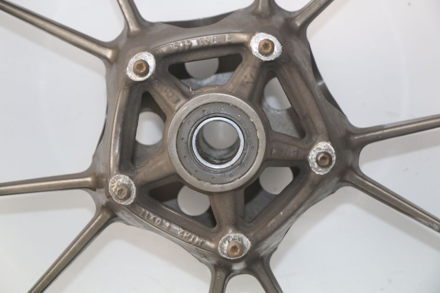 photo de OBRĘCZ TYLNA BMW S RR ABS S1000RR 1000 (2009 - 2011) - Szczegóły charakterystyczne