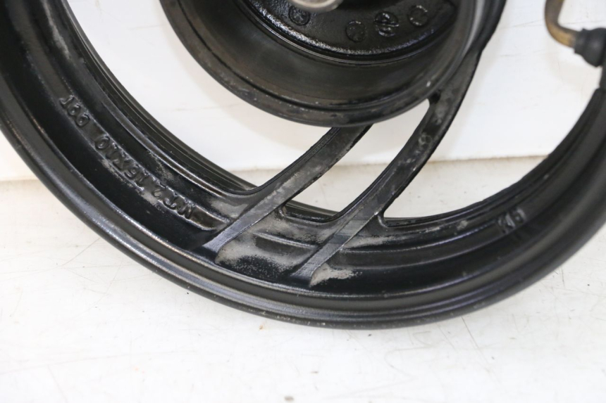 photo de OBRĘCZ TYLNA JM MOTORS SANTANA 50 (2014 - 2023) - Zoom stanu zużycia