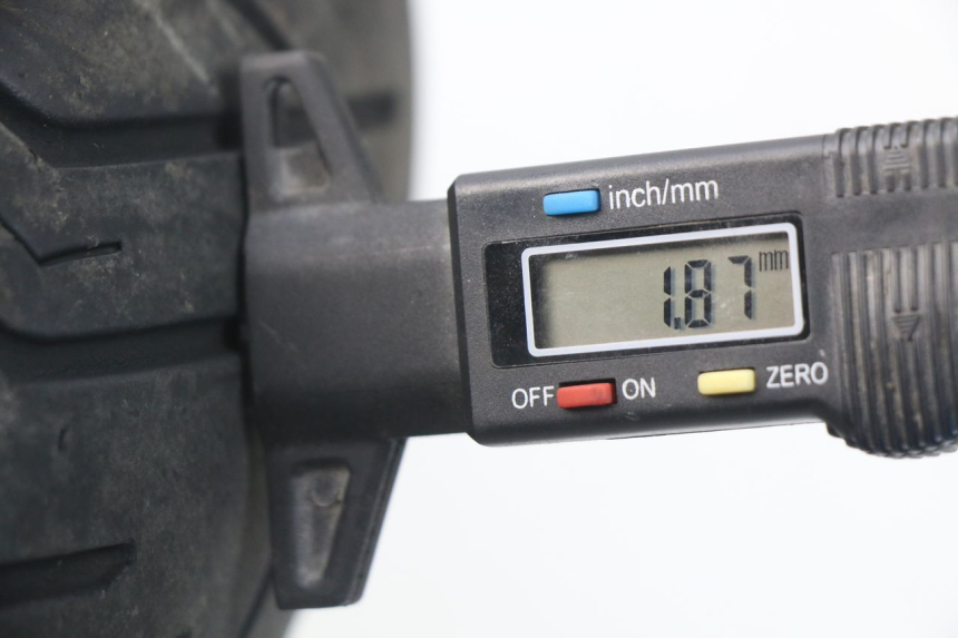 photo de OBRĘCZ TYLNA PEUGEOT SATELIS 500 (2007 - 2013) - Szczegół części