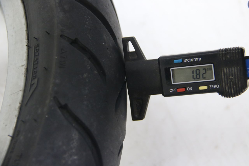 photo de OBRĘCZ TYLNA APRILIA SCARABEO 4T 50 (2009 - 2017) - Zoom stanu zużycia