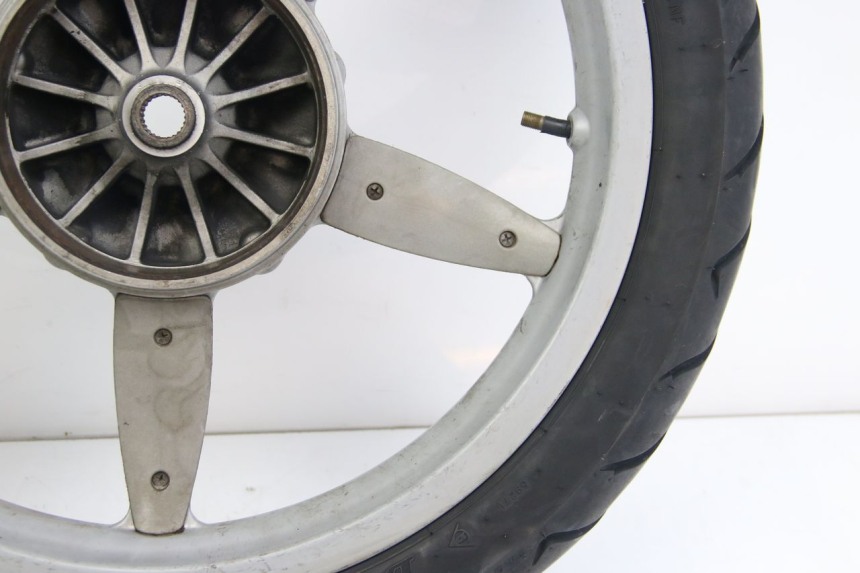 photo de OBRĘCZ TYLNA APRILIA SCARABEO 4T 50 (2009 - 2017) - Oznaczenia i referencje