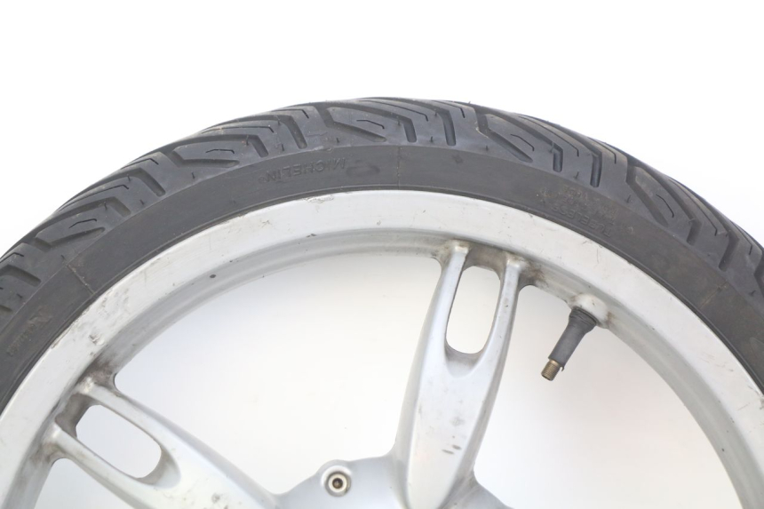 photo de OBRĘCZ TYLNA APRILIA SCARABEO 100 (2003 - 2012) - Widok z bliska