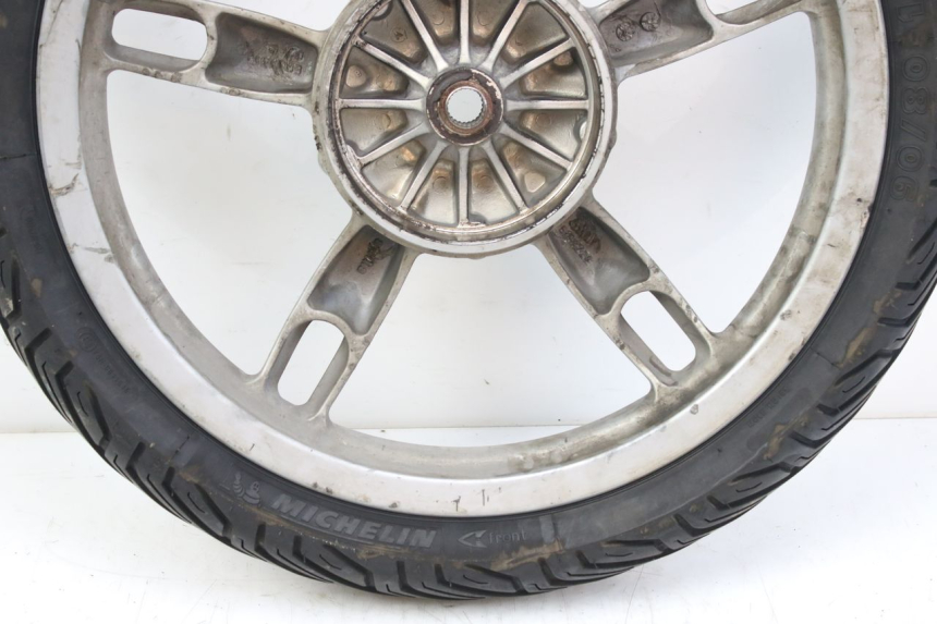 photo de OBRĘCZ TYLNA APRILIA SCARABEO 100 (2003 - 2012) - Oznaczenia i referencje