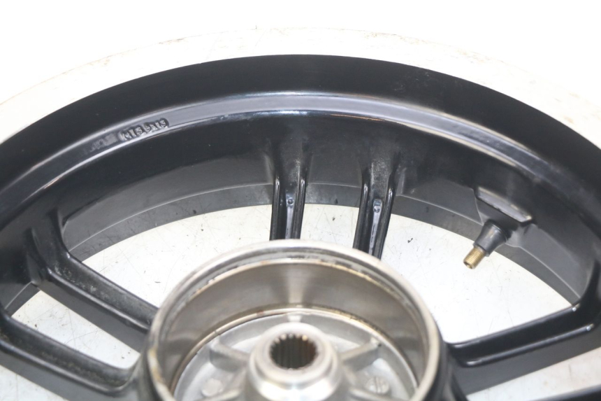 photo de OBRĘCZ TYLNA PEUGEOT SPEEDFIGHT 3 AIR 50 (2009 - 2015) - Szczegóły charakterystyczne